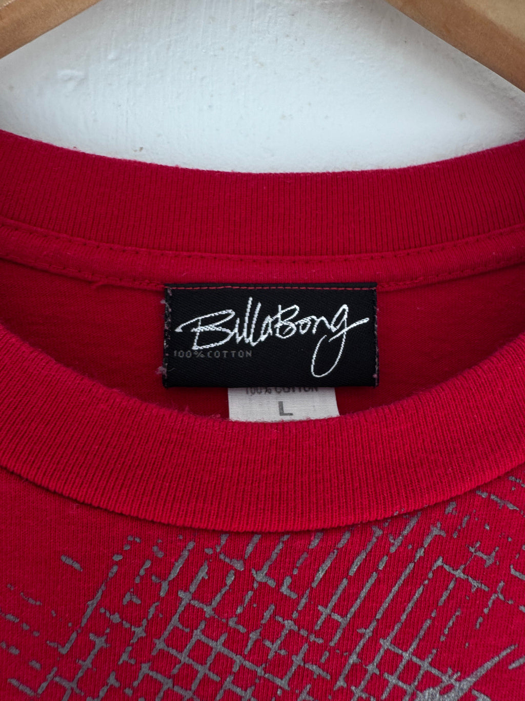 Y2K Billabong t-shirt red size L – detail view