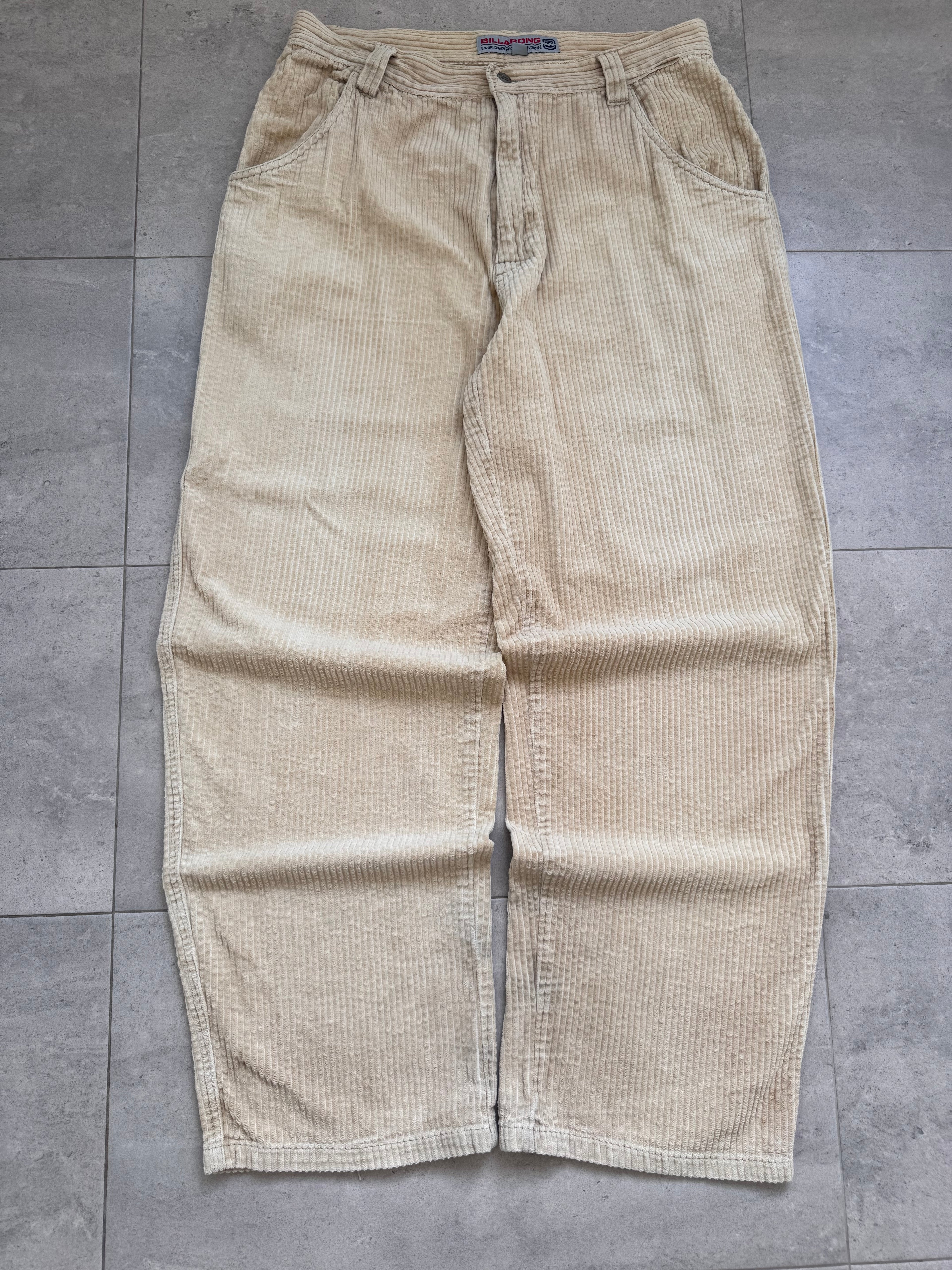 Y2K Billabong corduroy pants in light camel, size L, vintage surf trousers - front view