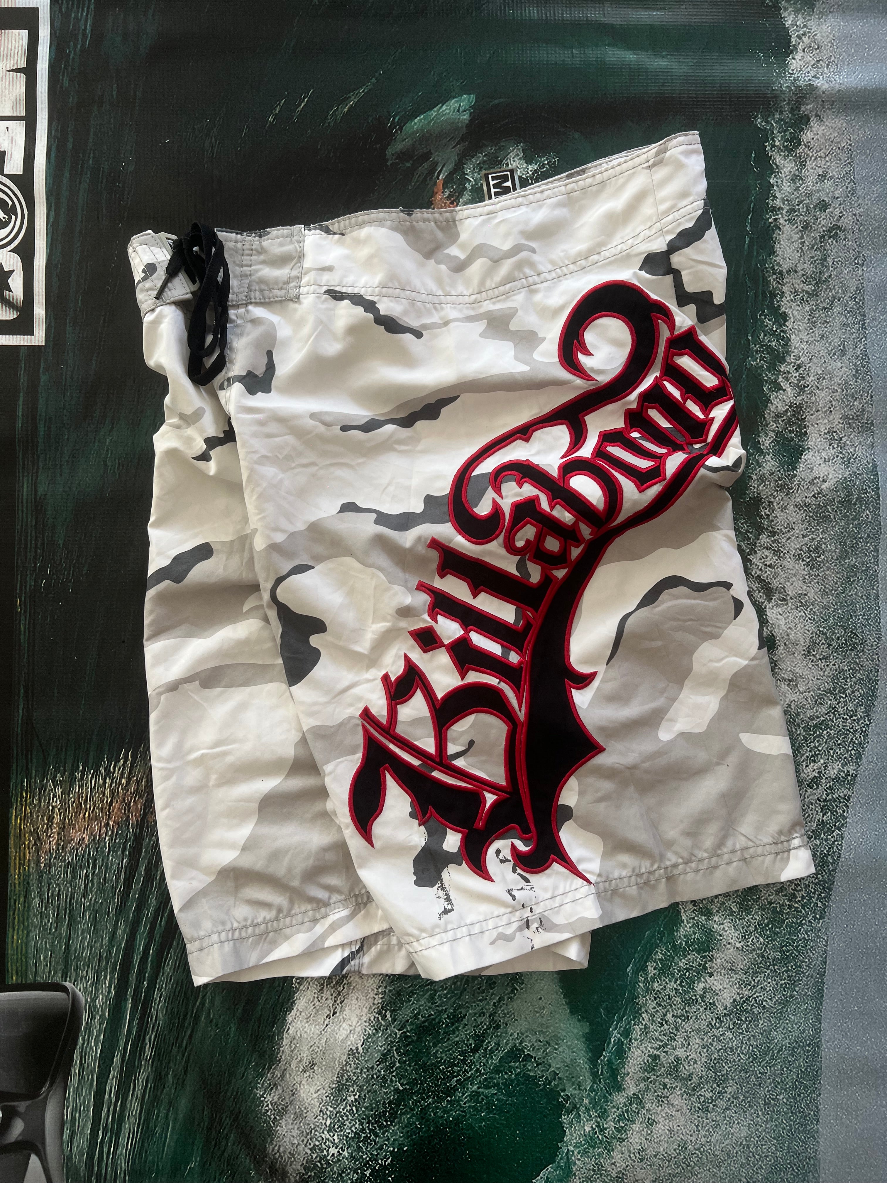 Y2K Billabong White Camo Boardshorts (34)