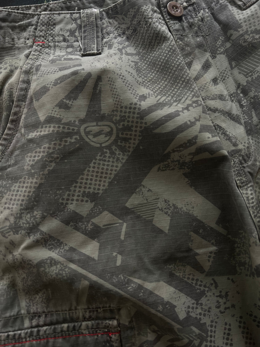 Y2k billabong shorts (30)