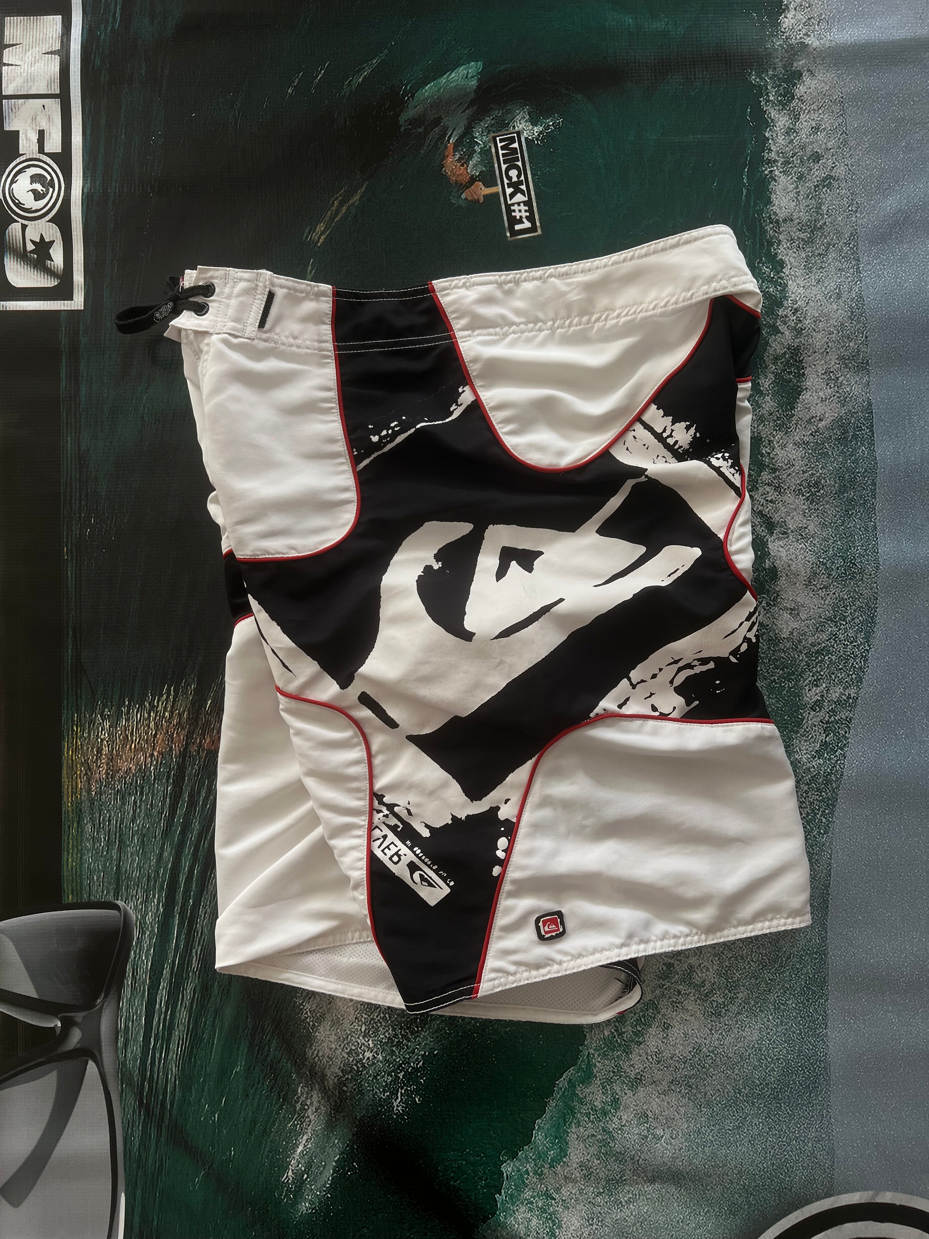 2000´s Quiksilver Boardshorts (34)