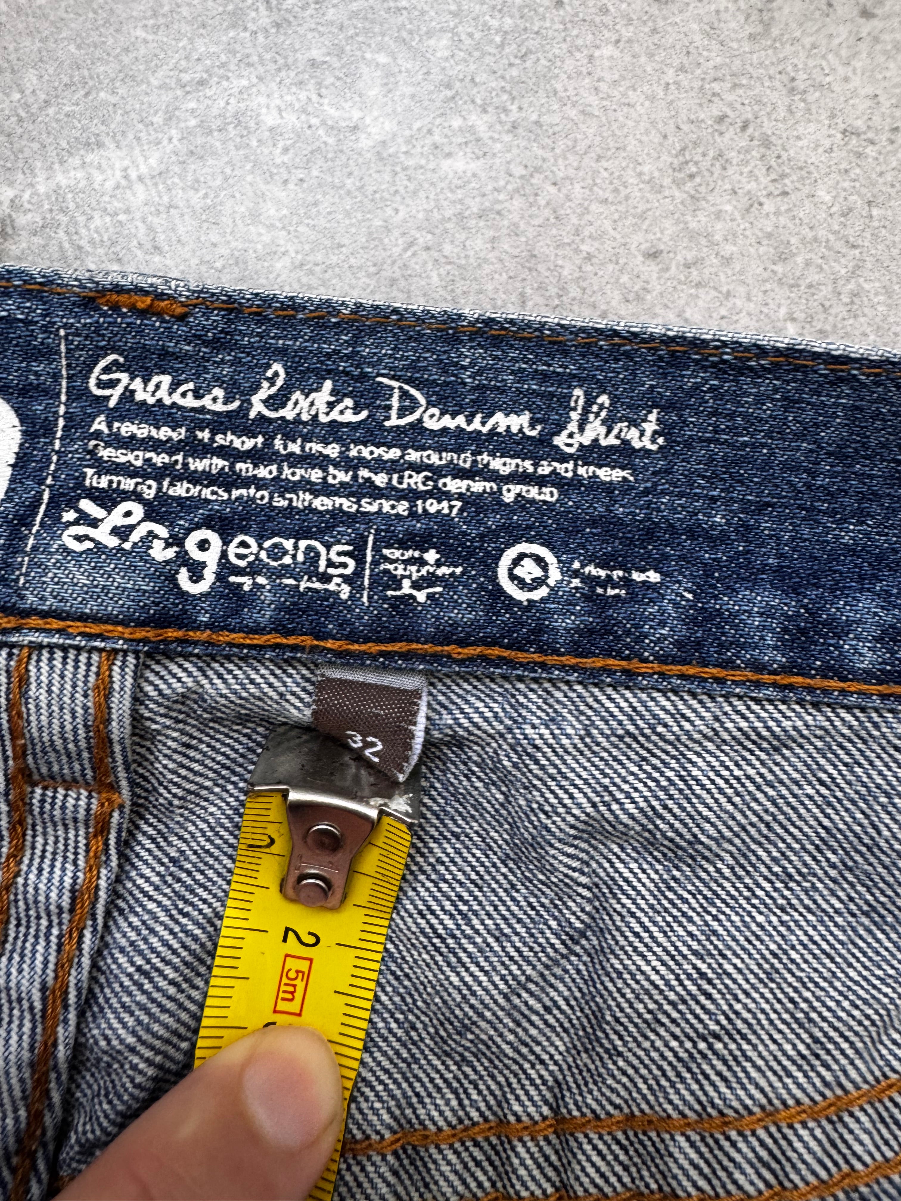 Y2K LRG denim shorts tag — authentic vintage surf skate brand early 2000s