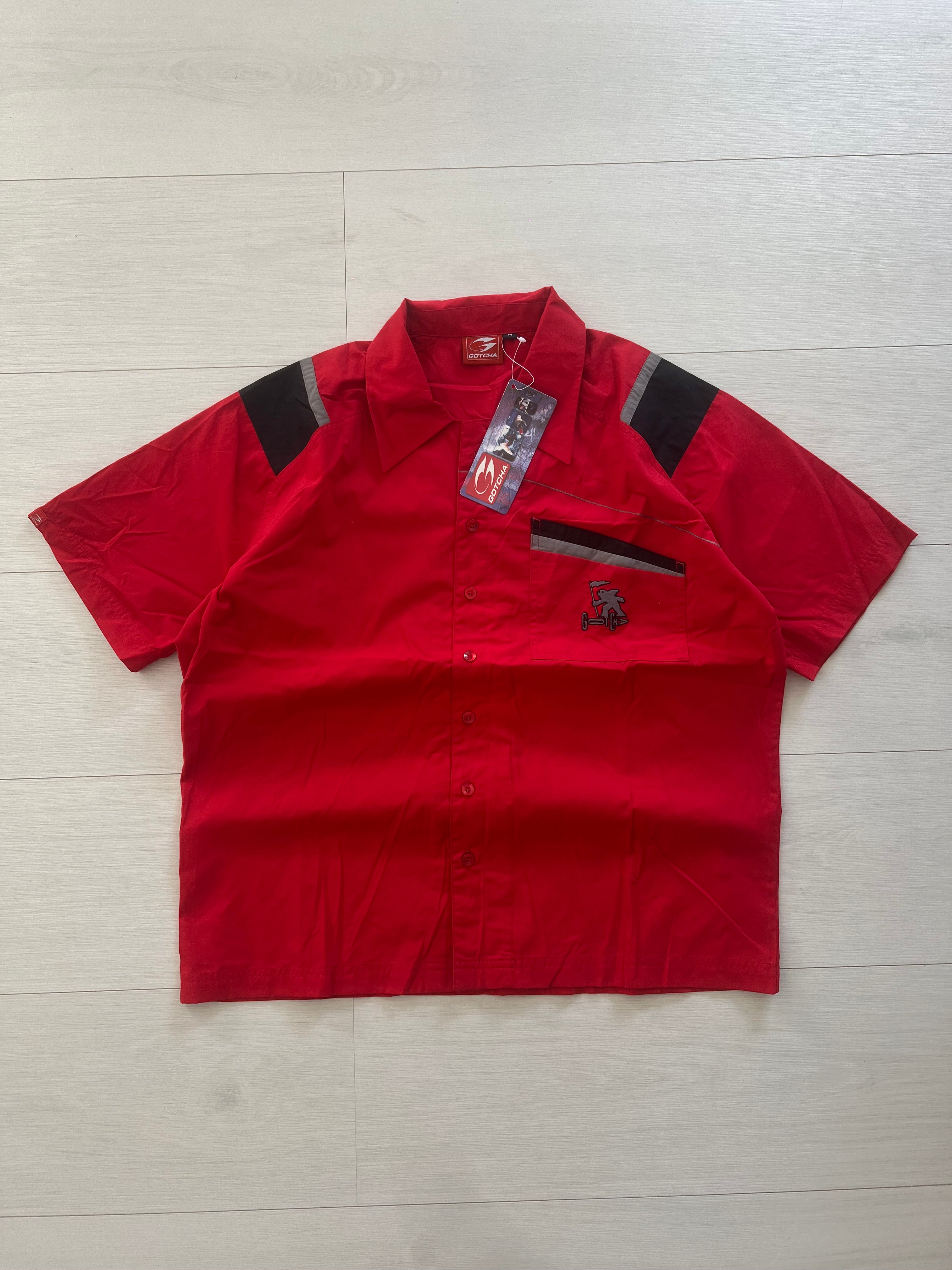 Y2K Gotcha Vintage Shirt (s)