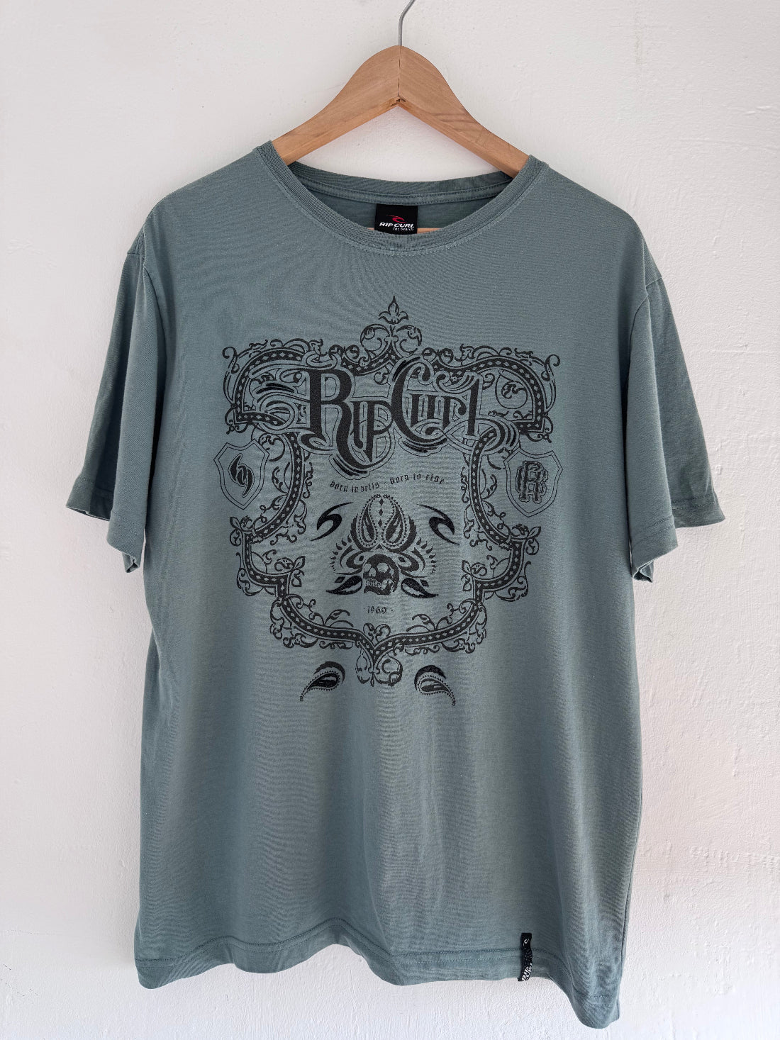 Y2K Rip Curl Opium t-shirt blue size L – front view