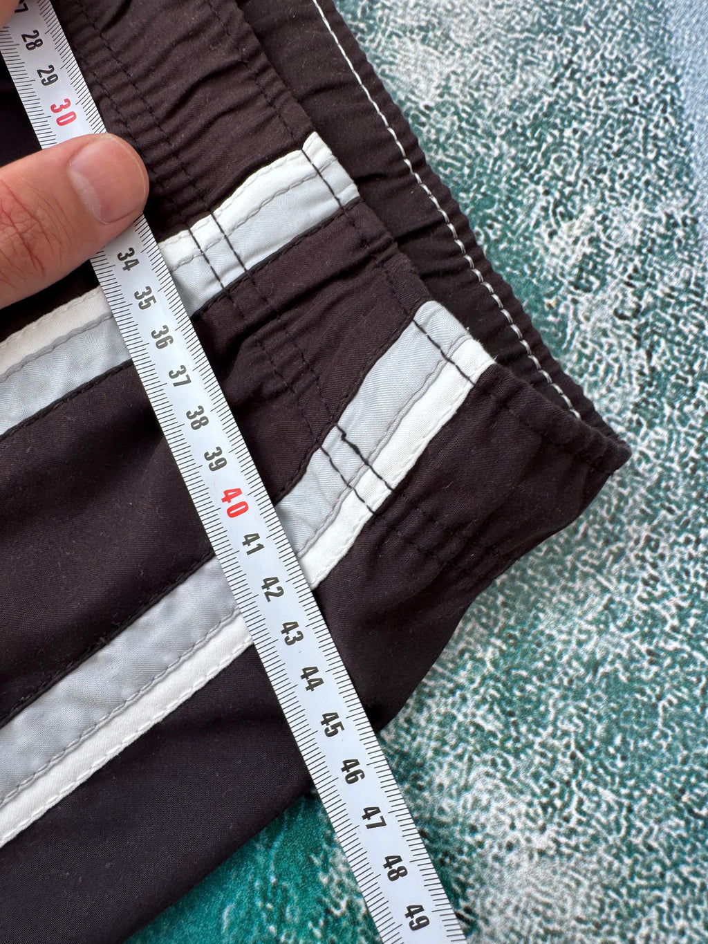 Y2K Billabong boardshorts black/white size 32 – side view