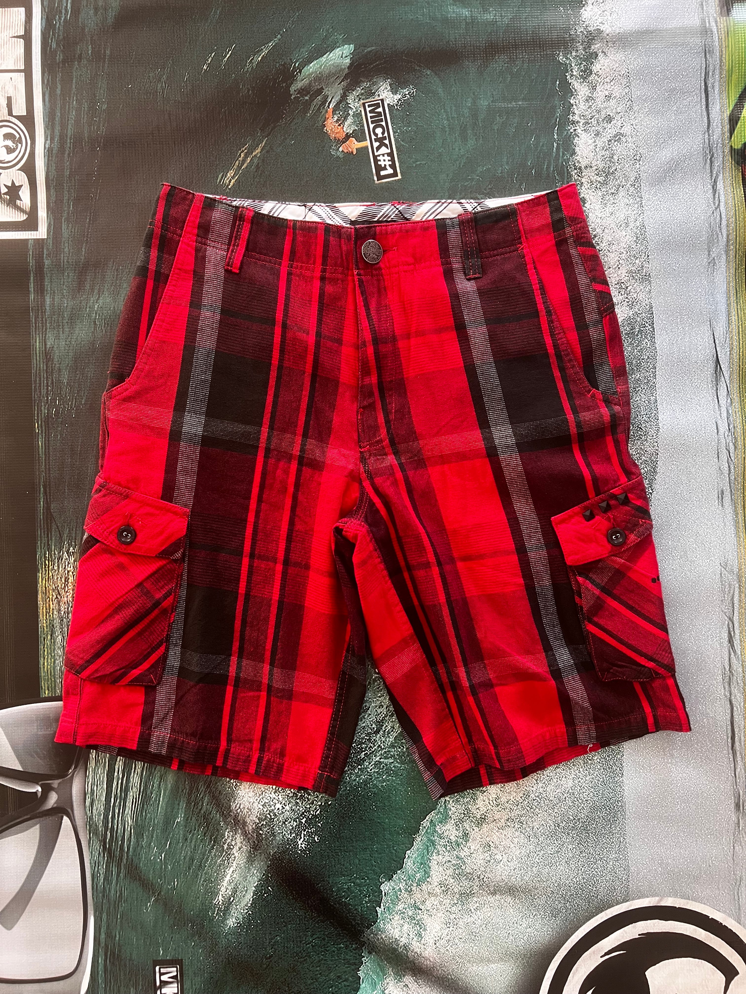 Y2K Lost Shorts (32) *DEADSTOCK