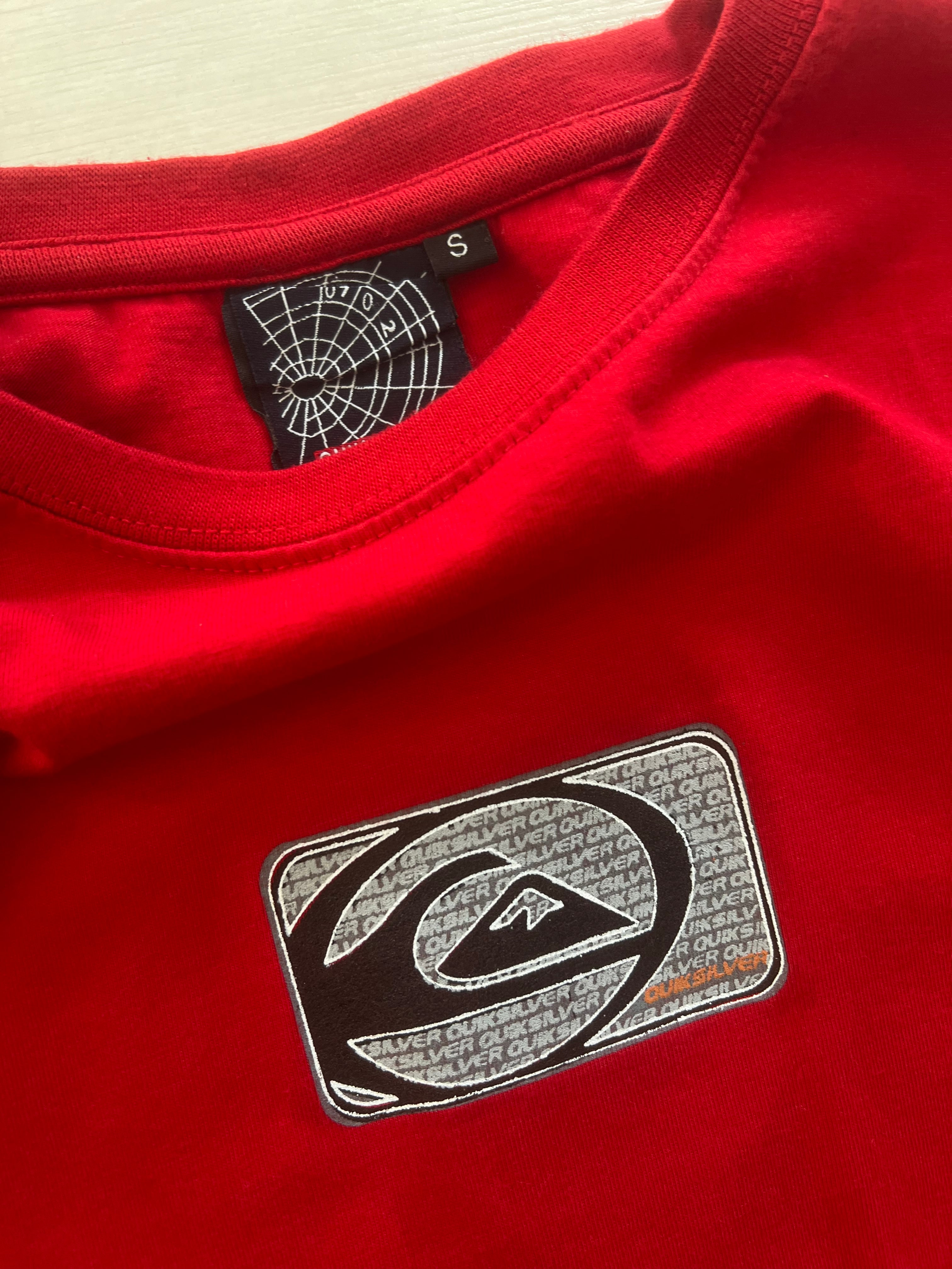 Y2K Quiksilver T-Shirt (S)