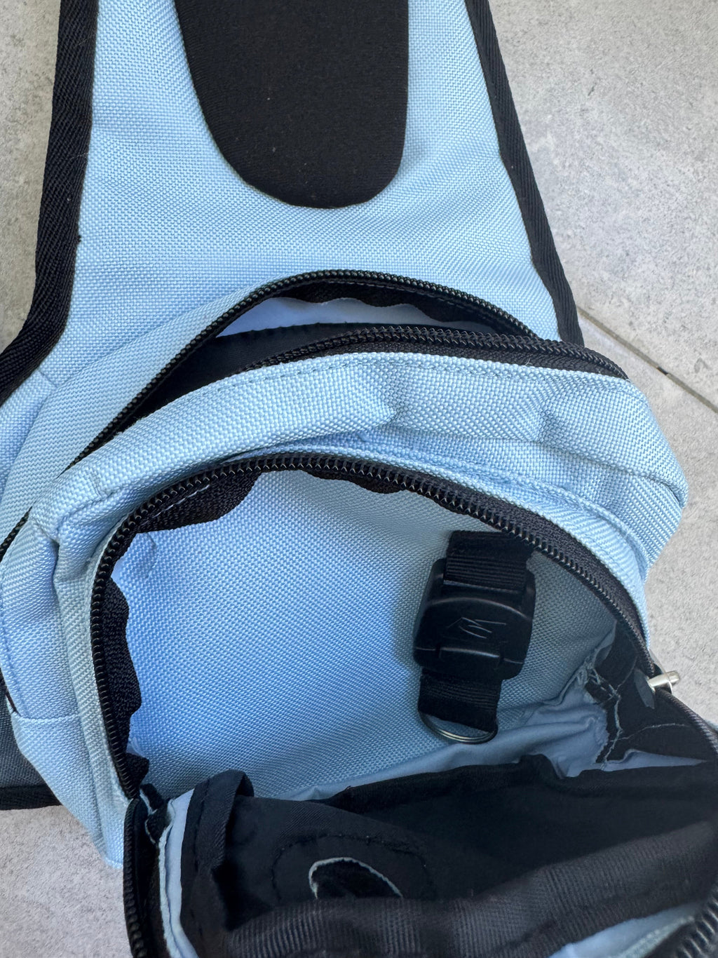 Vintage Y2K Rip Curl surf bag, blue - strap detail