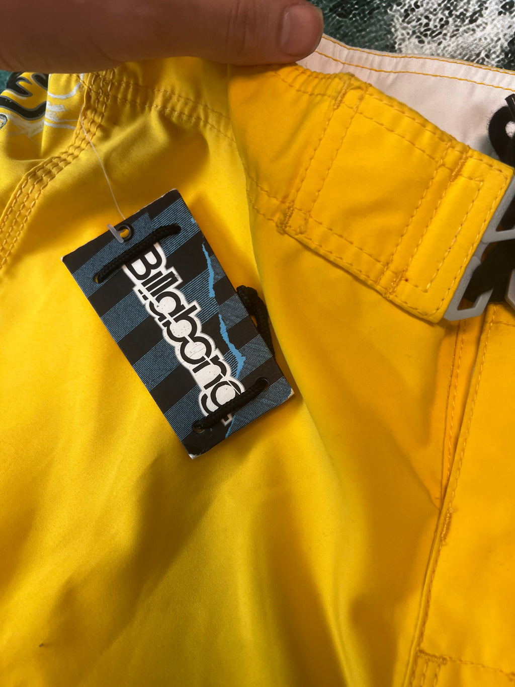 Y2K Billabong Boardshorts (16Y) *Deadstock