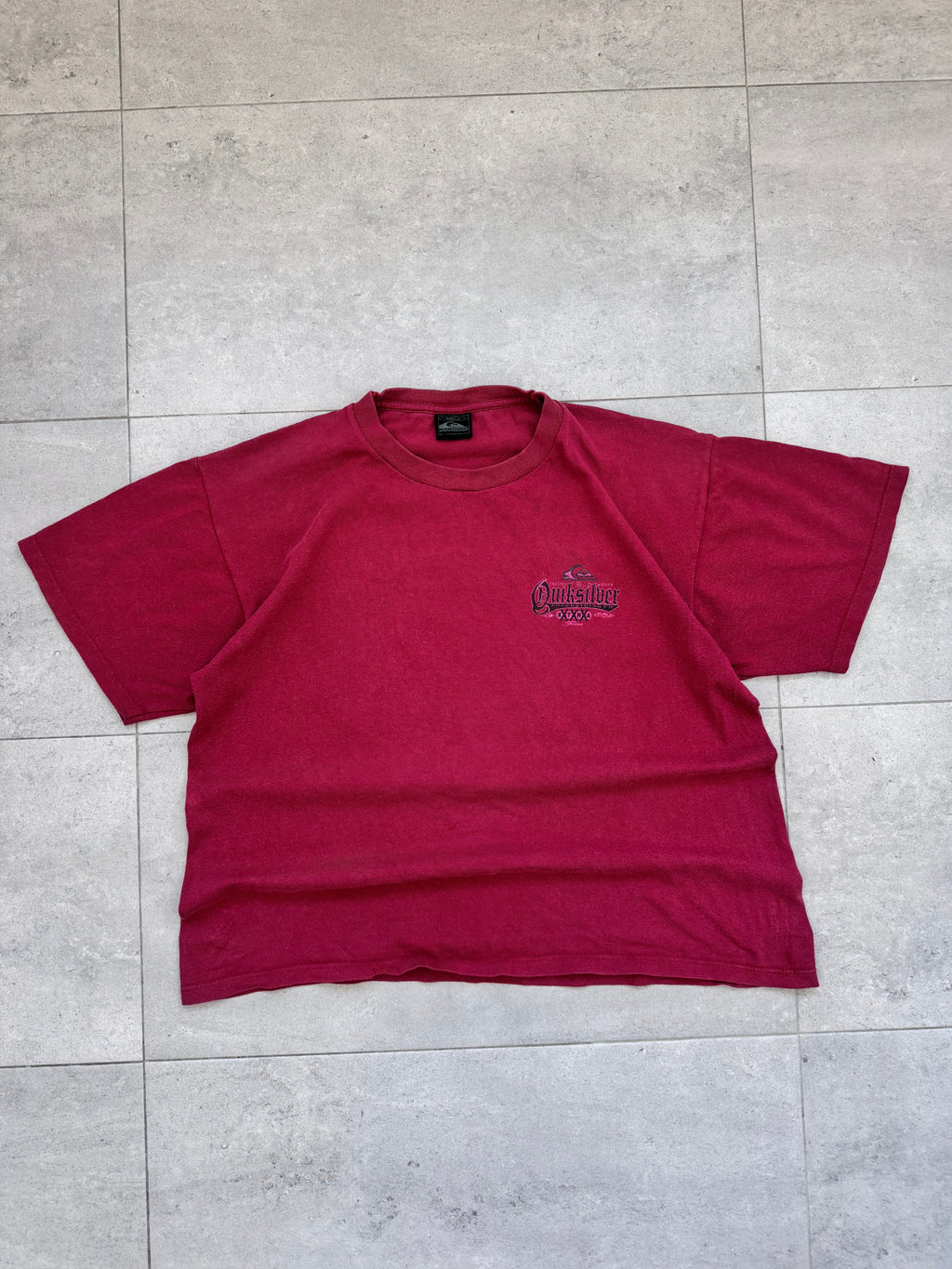 Vintage 90s Quiksilver t-shirt, red, size S - back graphic