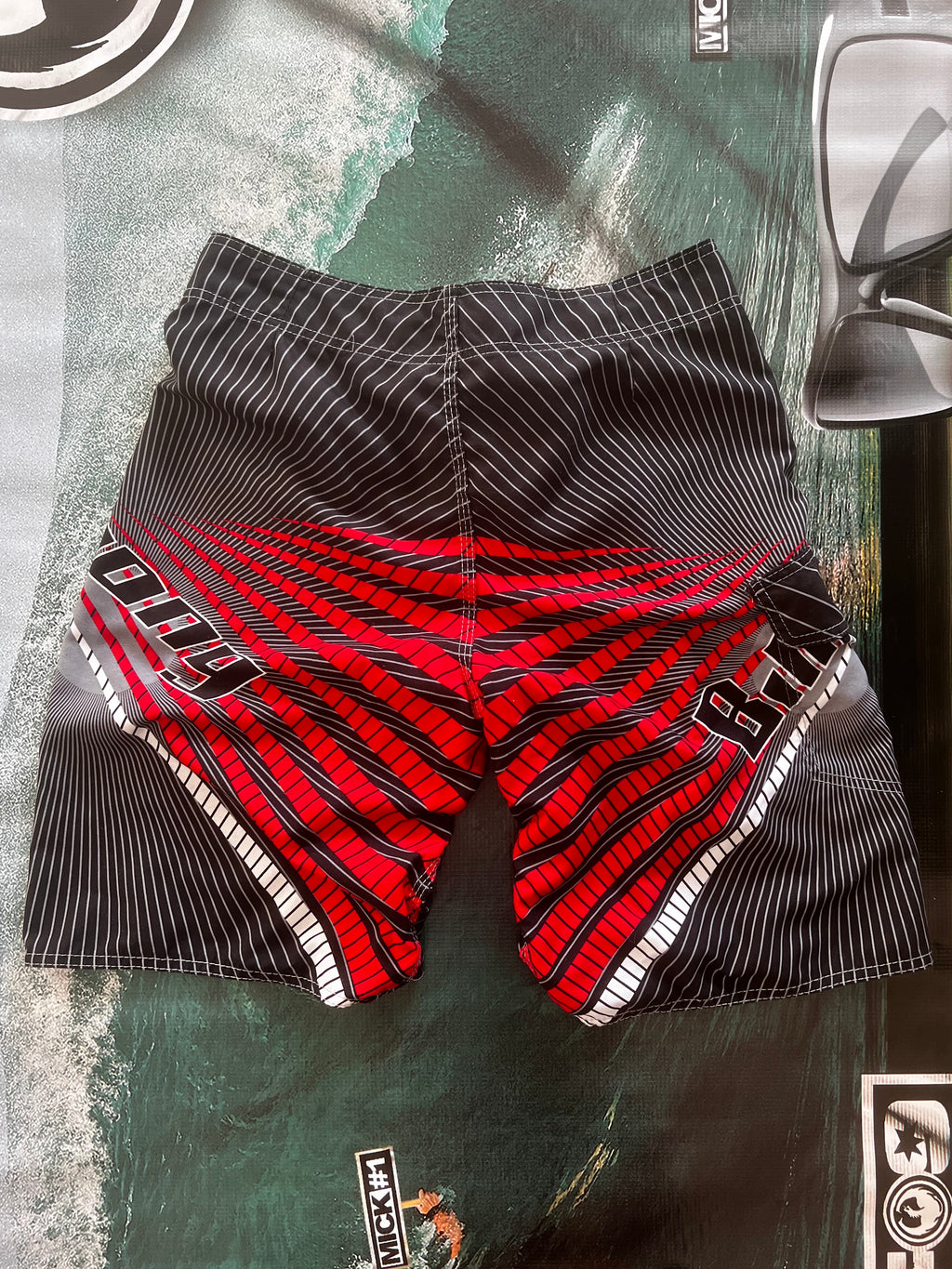 2000’s Billabong Boardshorts