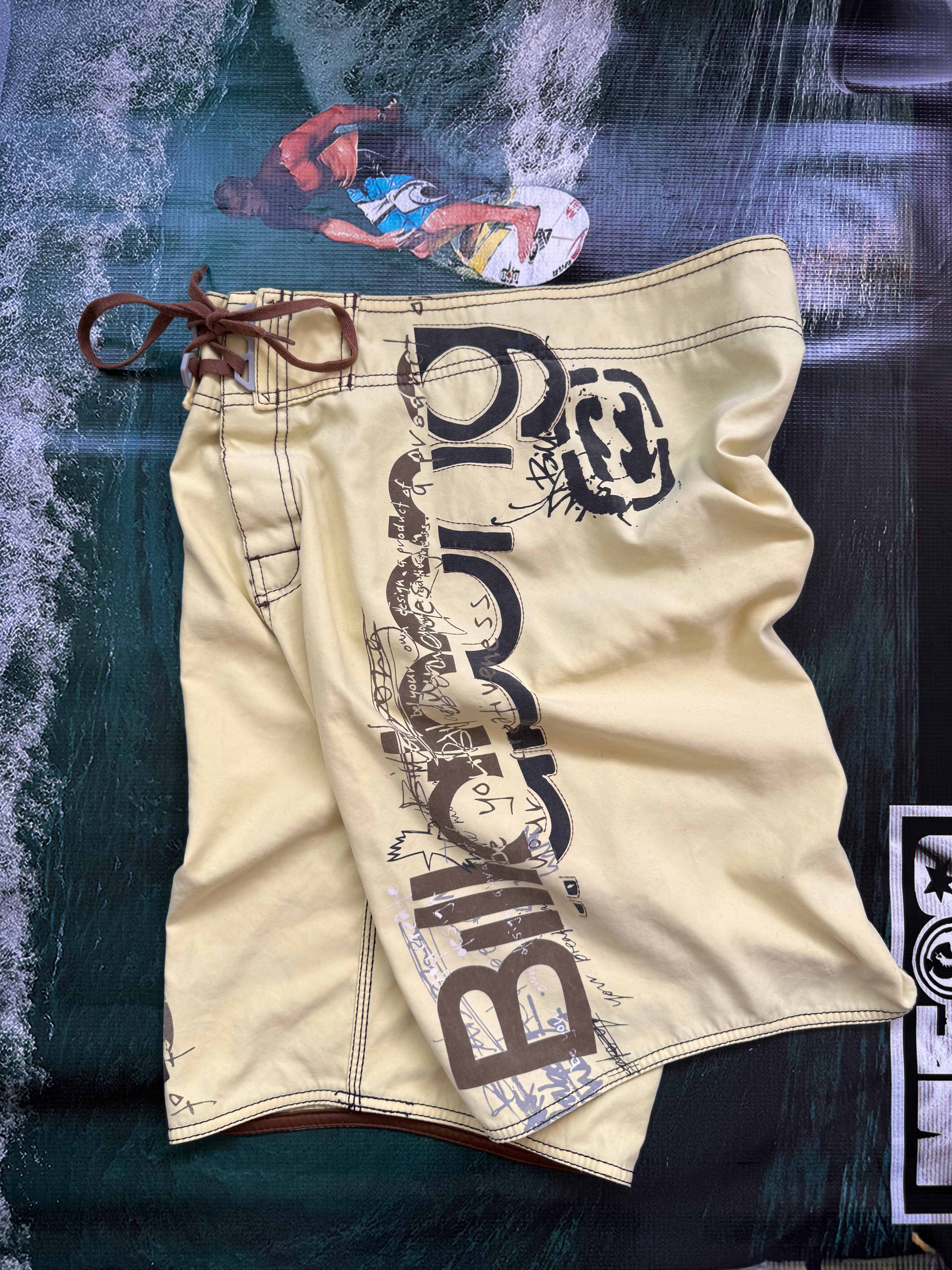 Billabong Occy Lupo Signature boardshorts light yellow size 30