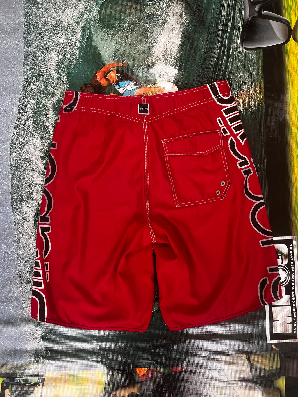 Y2K Billabong Occi Lupo Boadshorts (32)