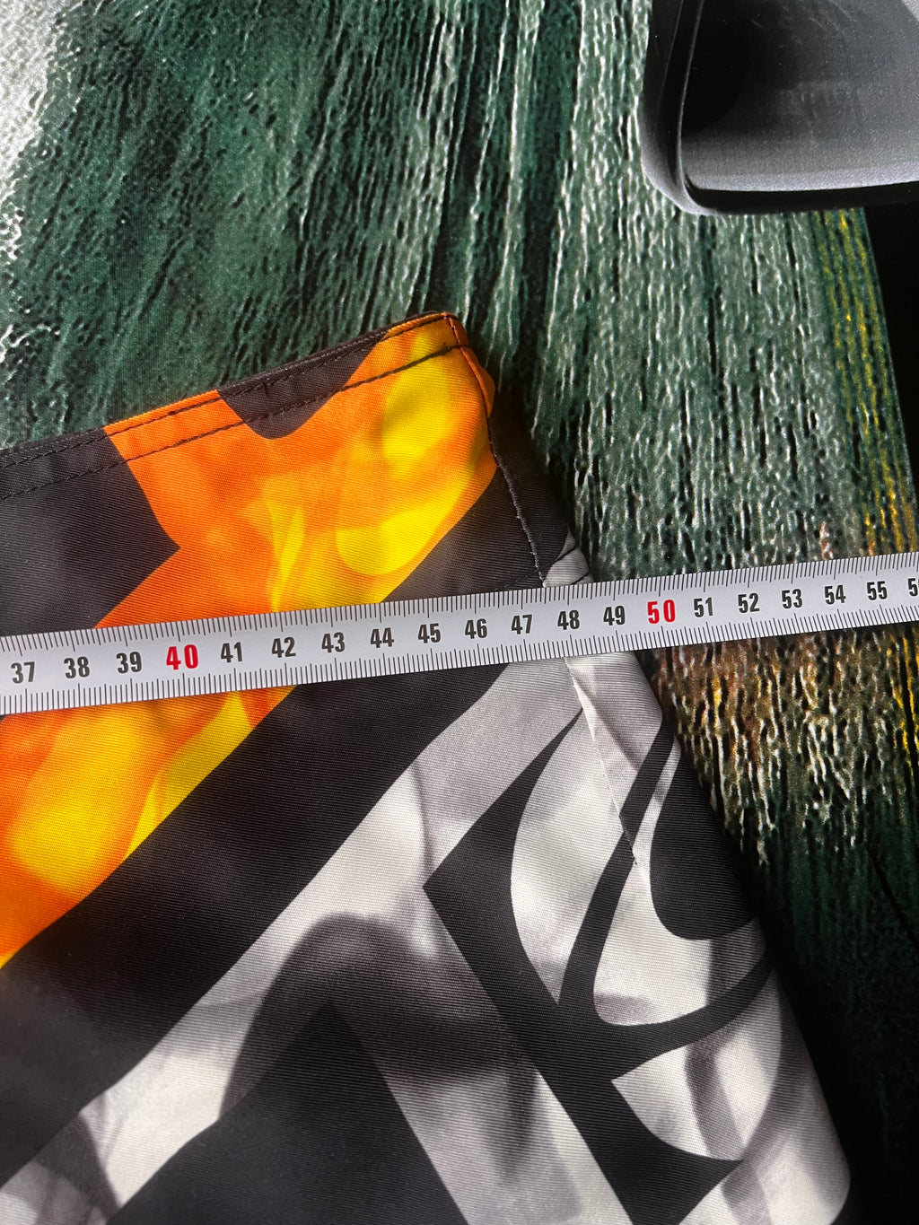 Vintage O'Neill Y2K Flame All Over Print Board Shorts (34)