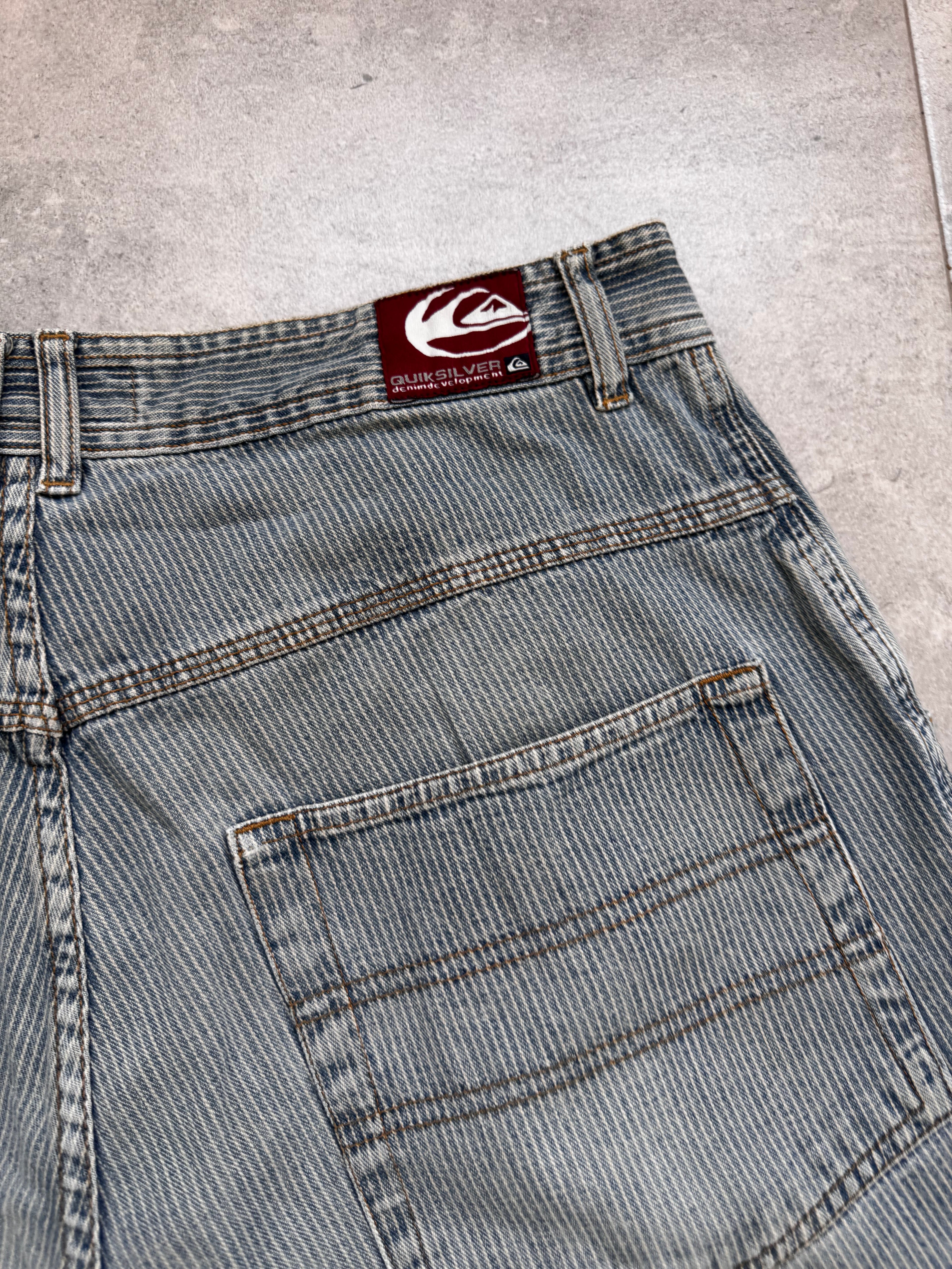 2000s Quiksilver vintage denim shorts back detail — rare surf brand