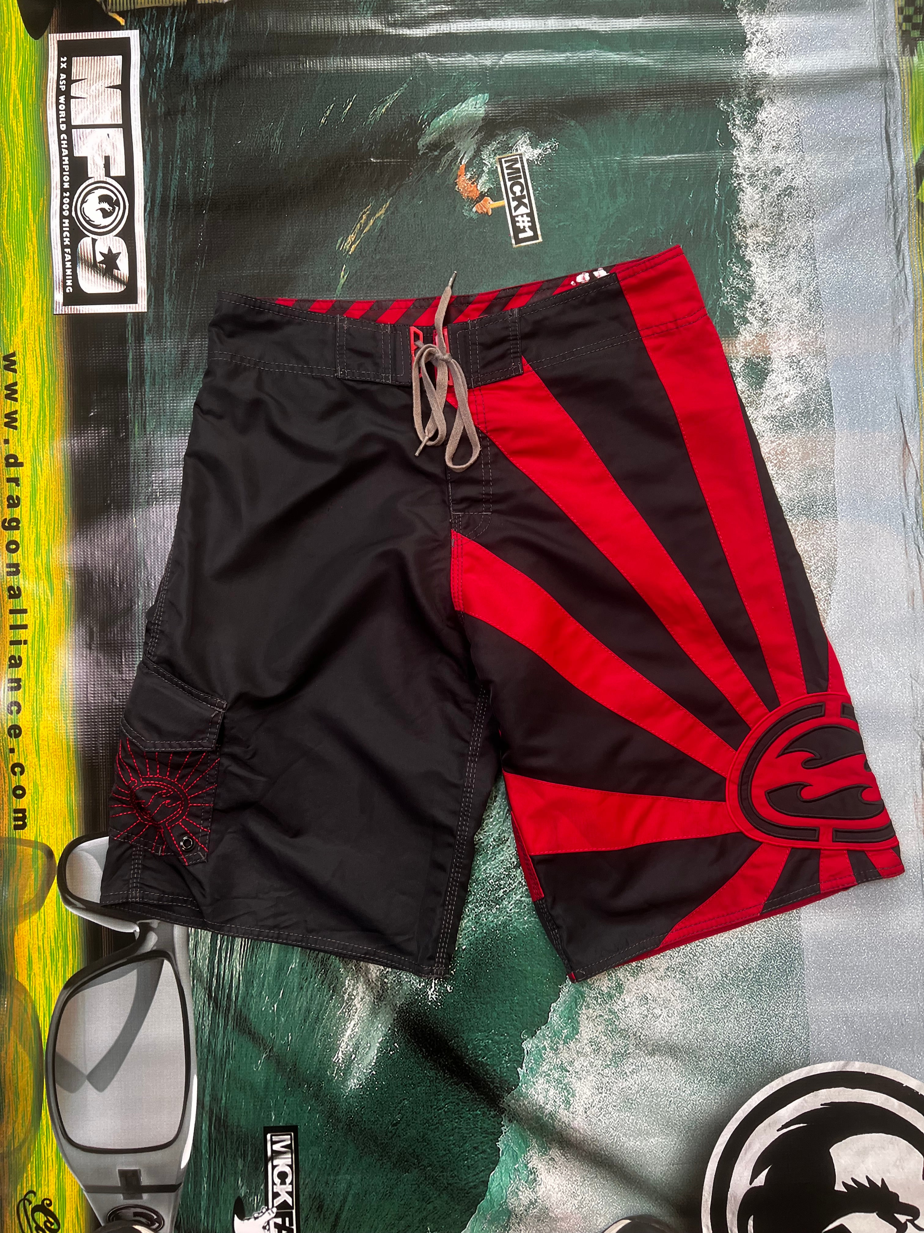2000´s Billabong Rising Sun Boardshorts (33)