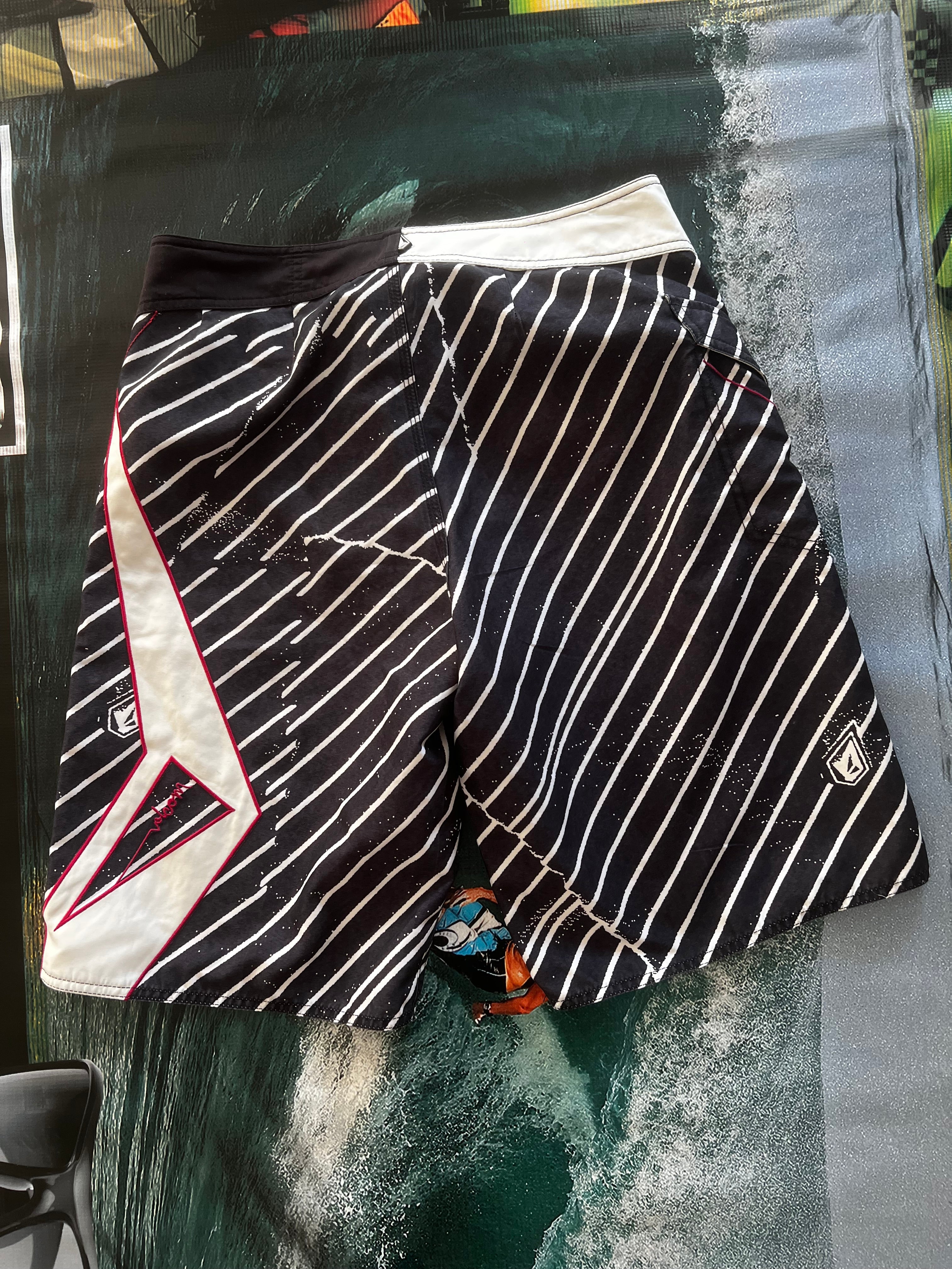 2000´s Volcom Boardshorts (32)