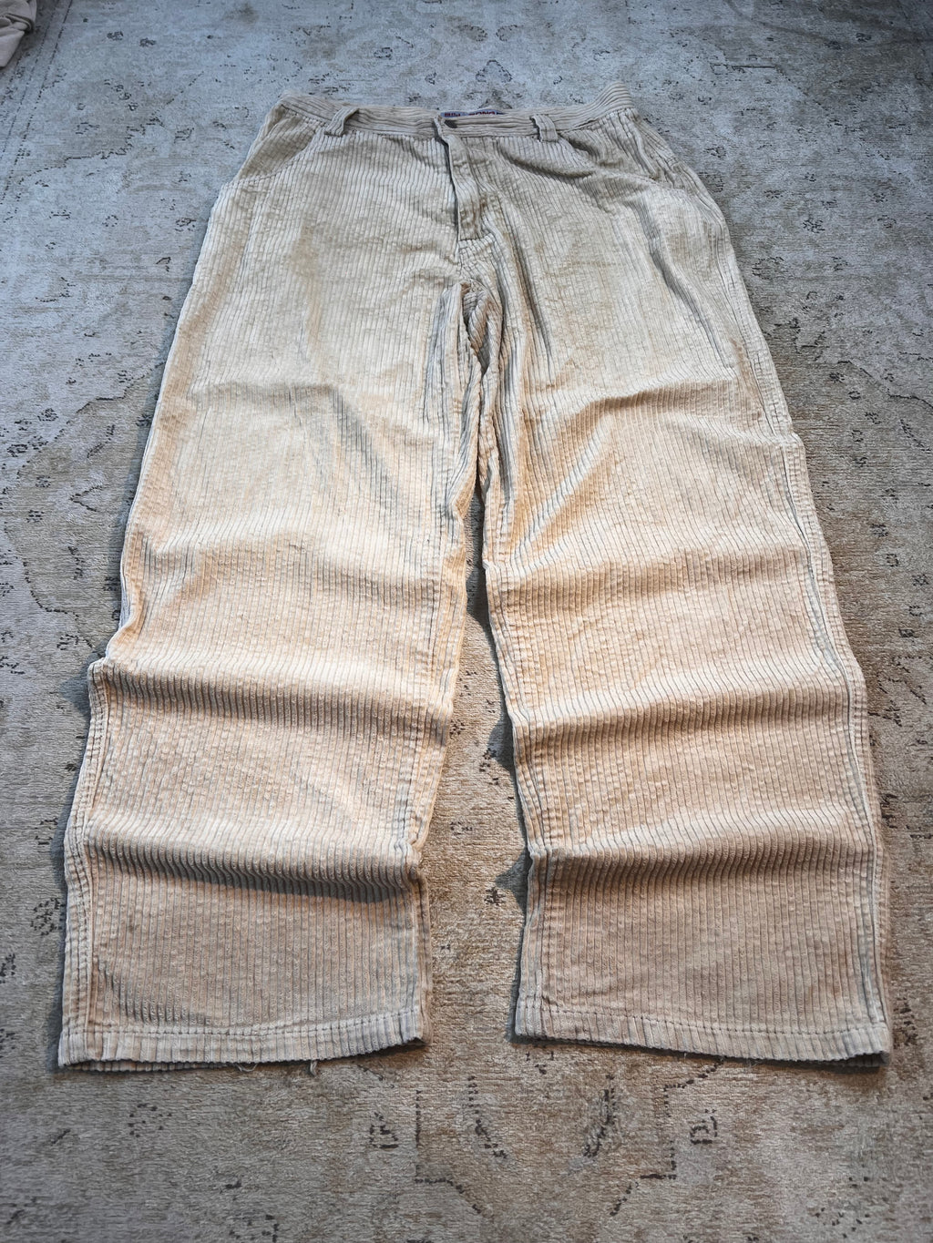 Billabong Corduroy Pants (L)