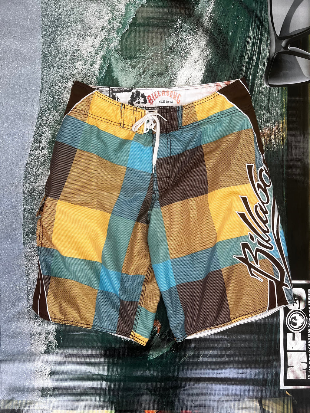 Y2K BILLABONG MARK OCCHILUPO SIGNATURE BOARDIES (33)